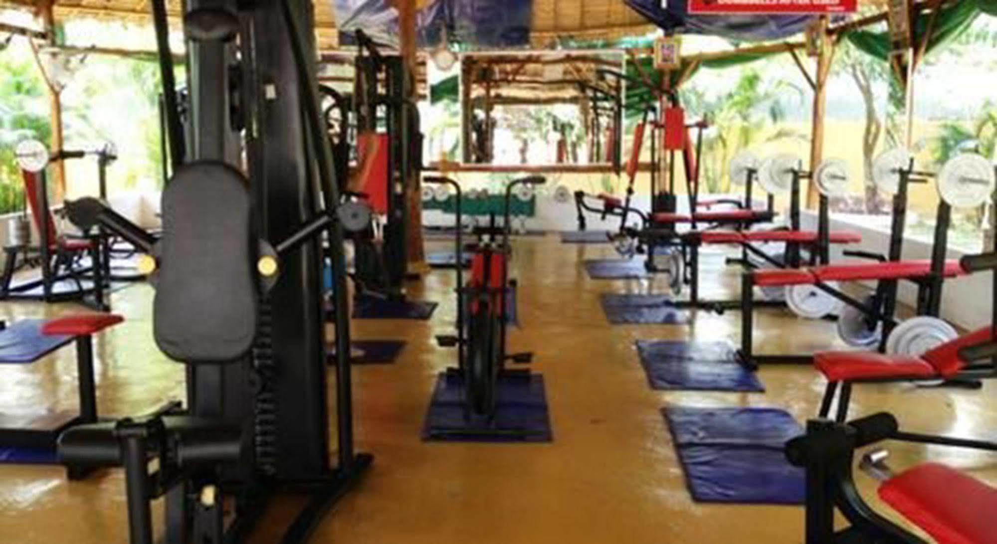 Fitness Resort Σίχανουκβιλ Εξωτερικό φωτογραφία